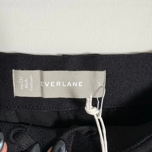 NWT Everlane Dream Pant Black Size S | High Rise Tapered Pull-On Trouser - Picture 3 of 14